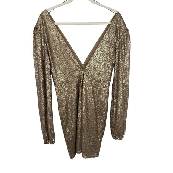 Altar'd State Gold Sequin Mini Dress size Medium Ballon Sleeve Deep V neck - Picture 2 of 13